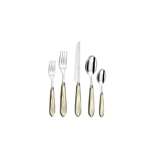Omega Horn 5 Piece Place Setting - Hosted by Kelly Gaudreau
