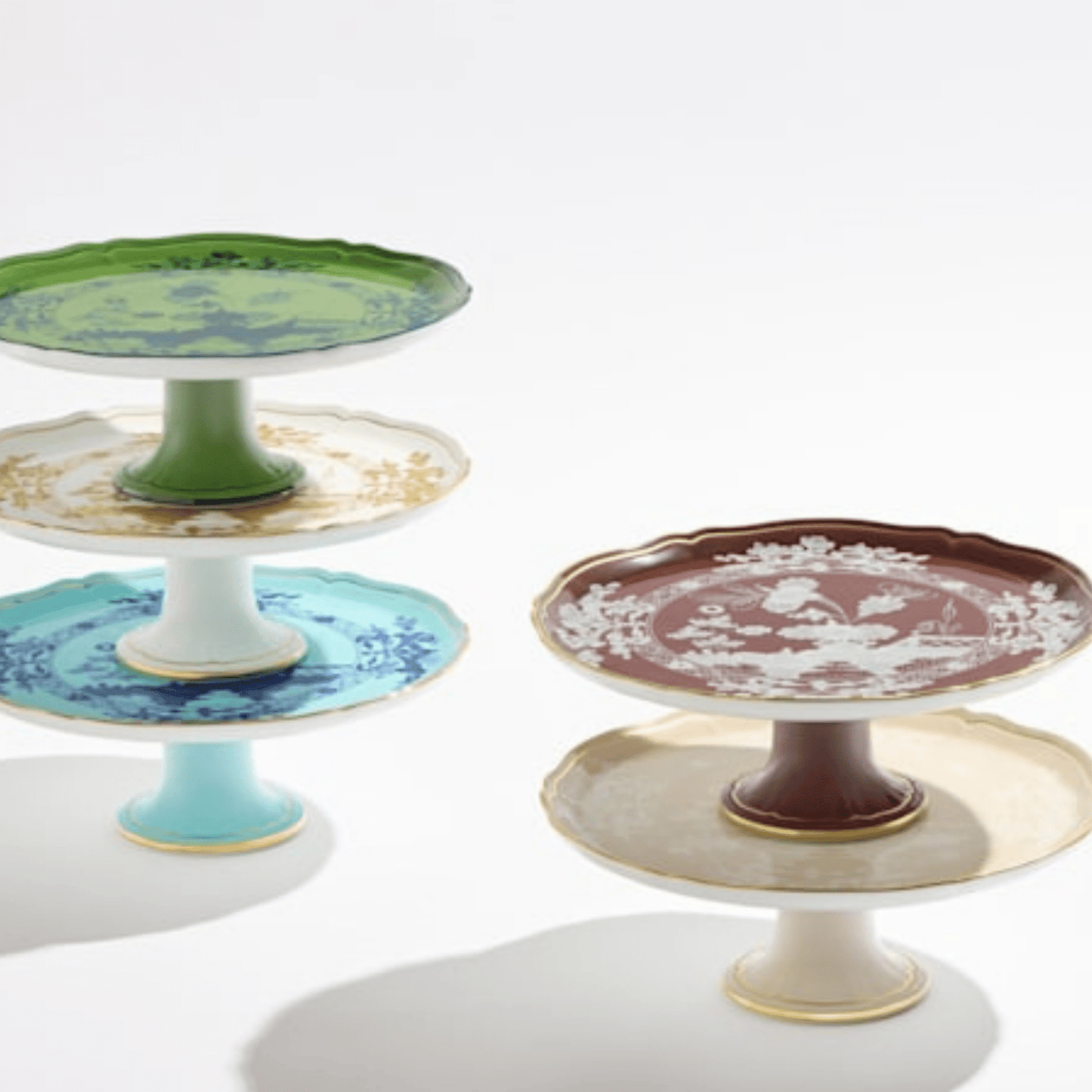 Oriente Italiano Cake Stand - Hosted by Kelly Gaudreau