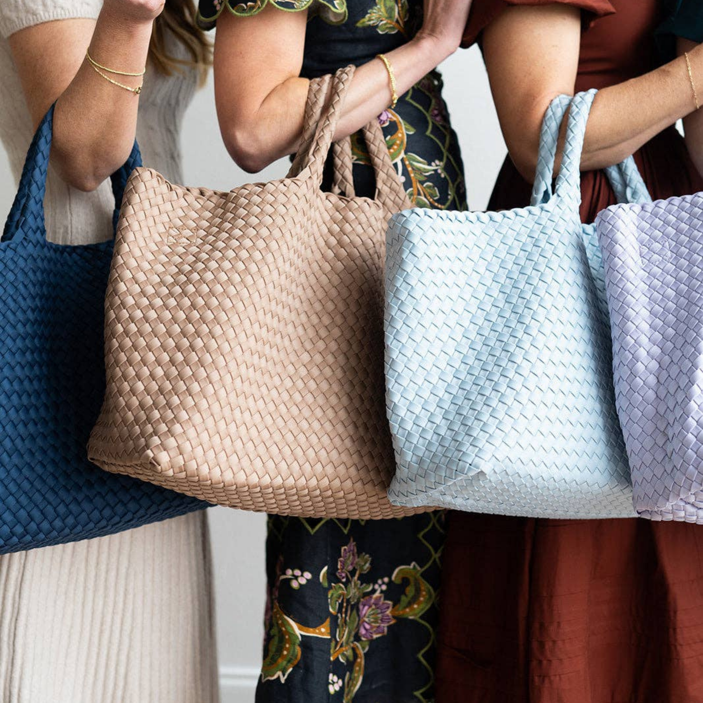 Woven Mahjong Carryall Bag with Tile Pouch