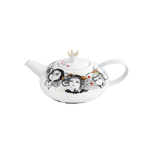 Rainhas de Portugal Tea Pot - Hosted by Kelly Gaudreau