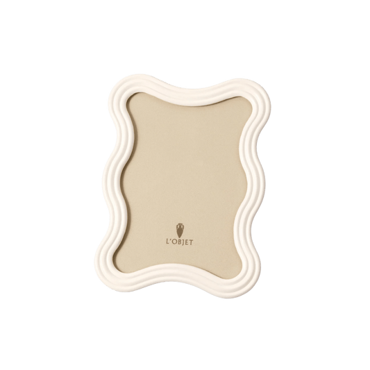 Ripple Frame in White Enamel - Hosted by Kelly Gaudreau