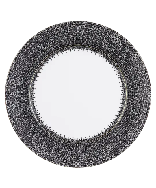 Elegant Mottahedeh Black Lace Service Plate – Timeless Tableware
