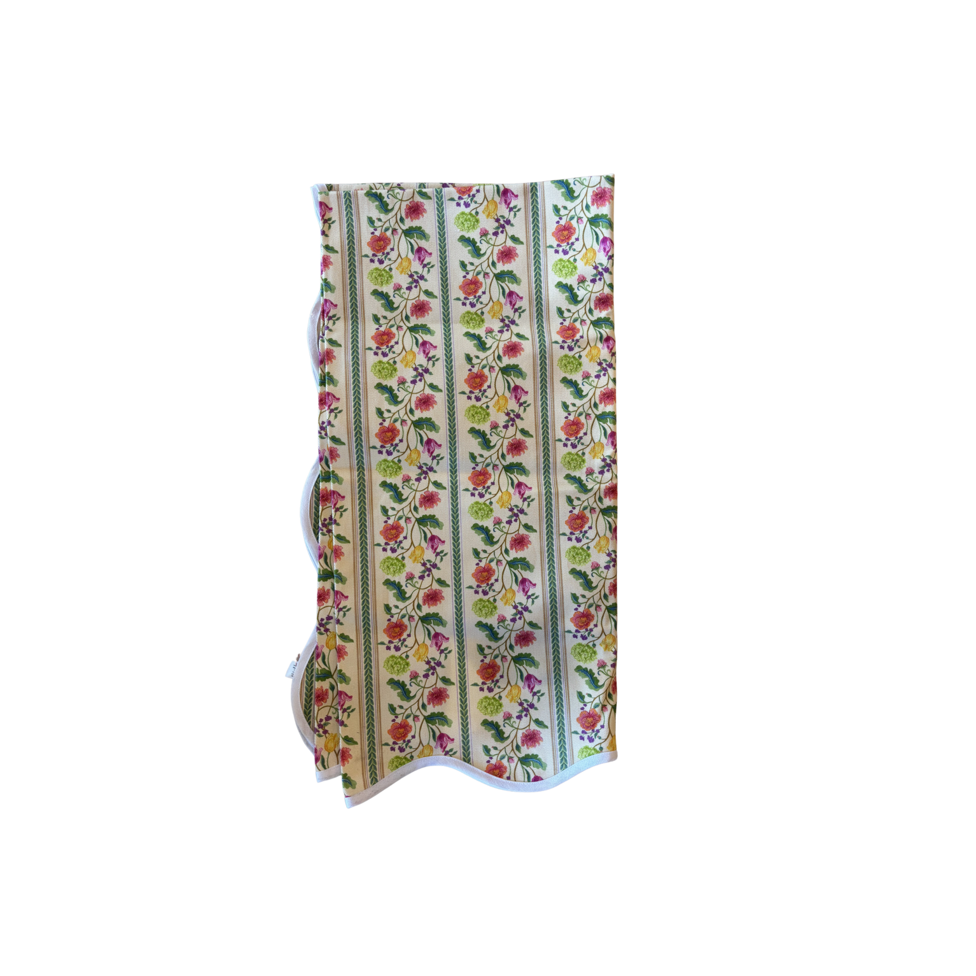 Scalloped Square Table Topper - Golden Vine - Hosted by Kelly Gaudreau