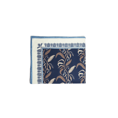 Tulleries Woodsy Tablecloth - Hosted by Kelly Gaudreau