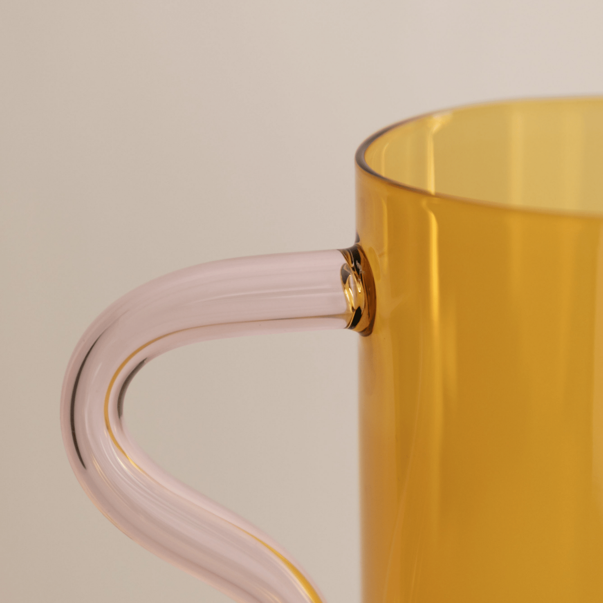 Wave Pitcher - Hosted by Kelly Gaudreau