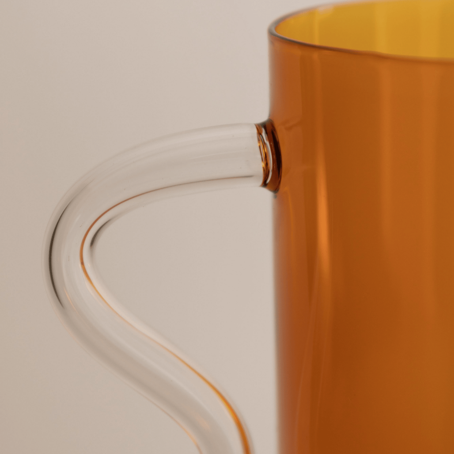 Wave Pitcher - Hosted by Kelly Gaudreau