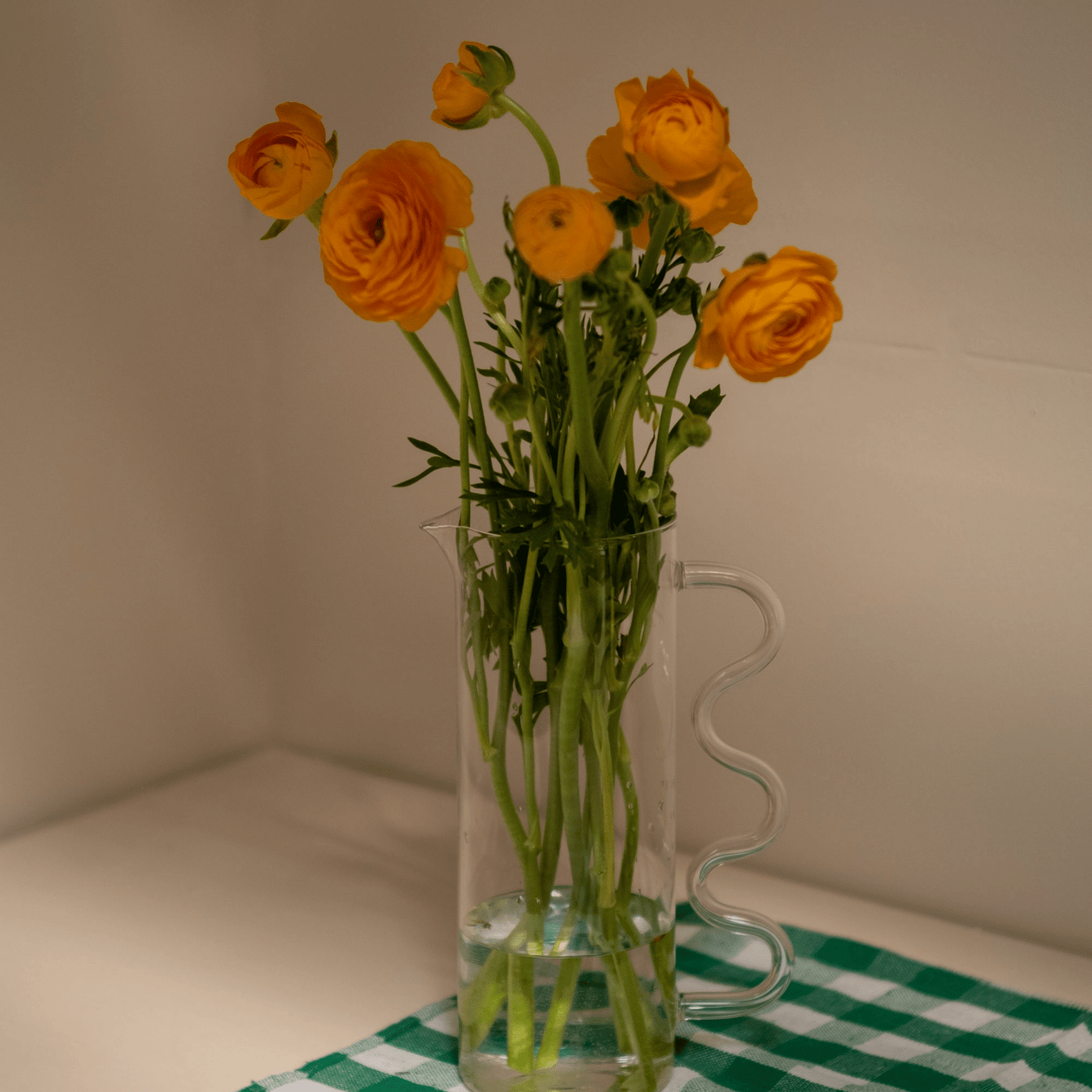 Wave Pitcher - Hosted by Kelly Gaudreau