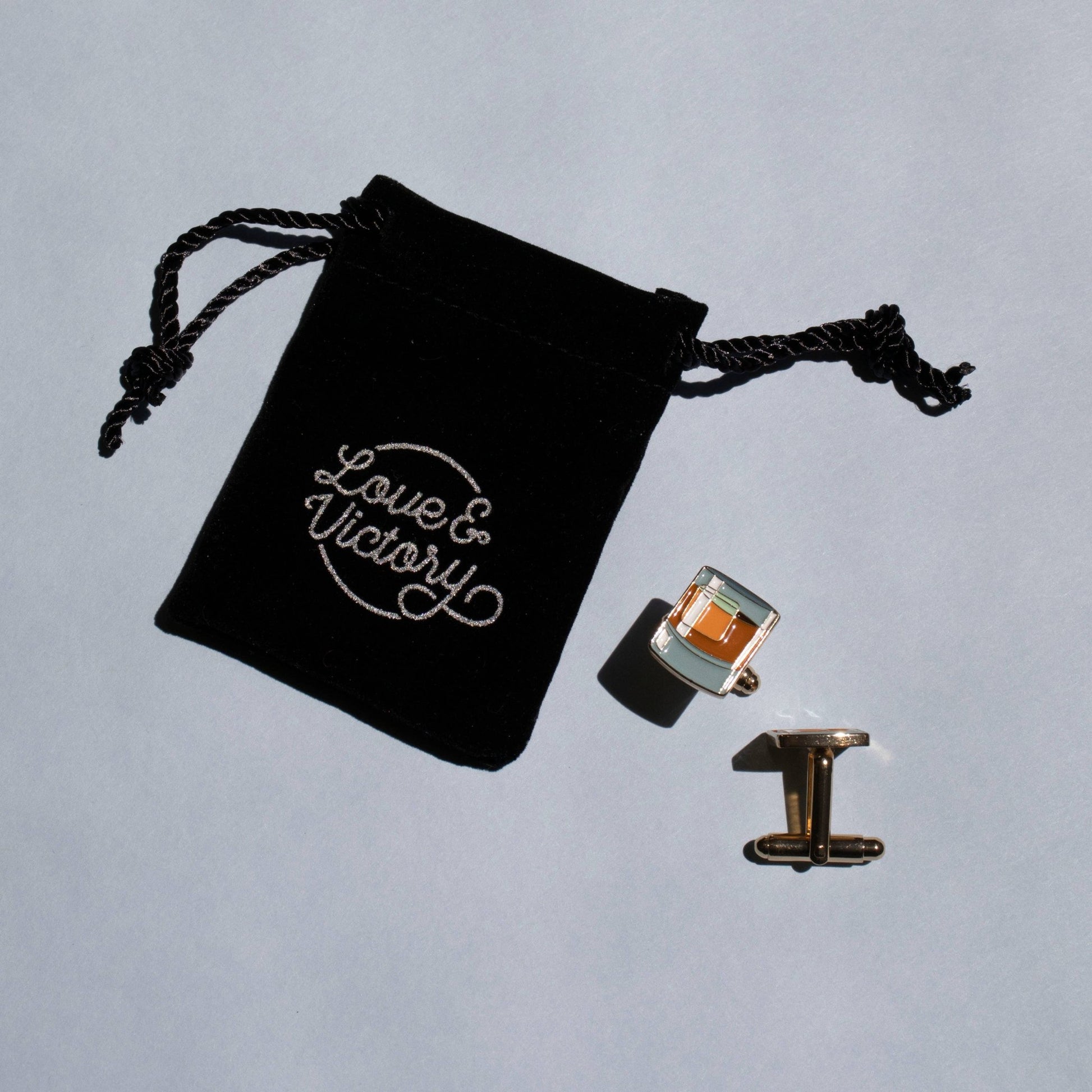 Whiskey Cufflinks - Hosted by Kelly Gaudreau