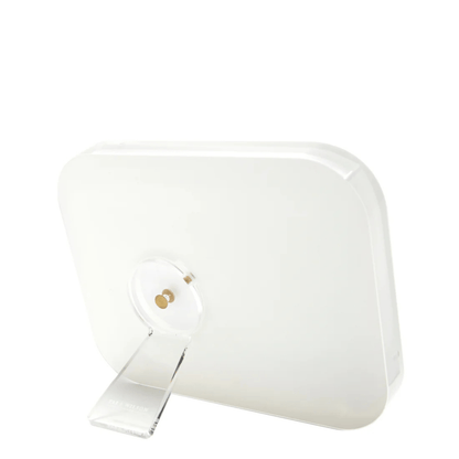 White Pop Frame - Hosted by Kelly Gaudreau