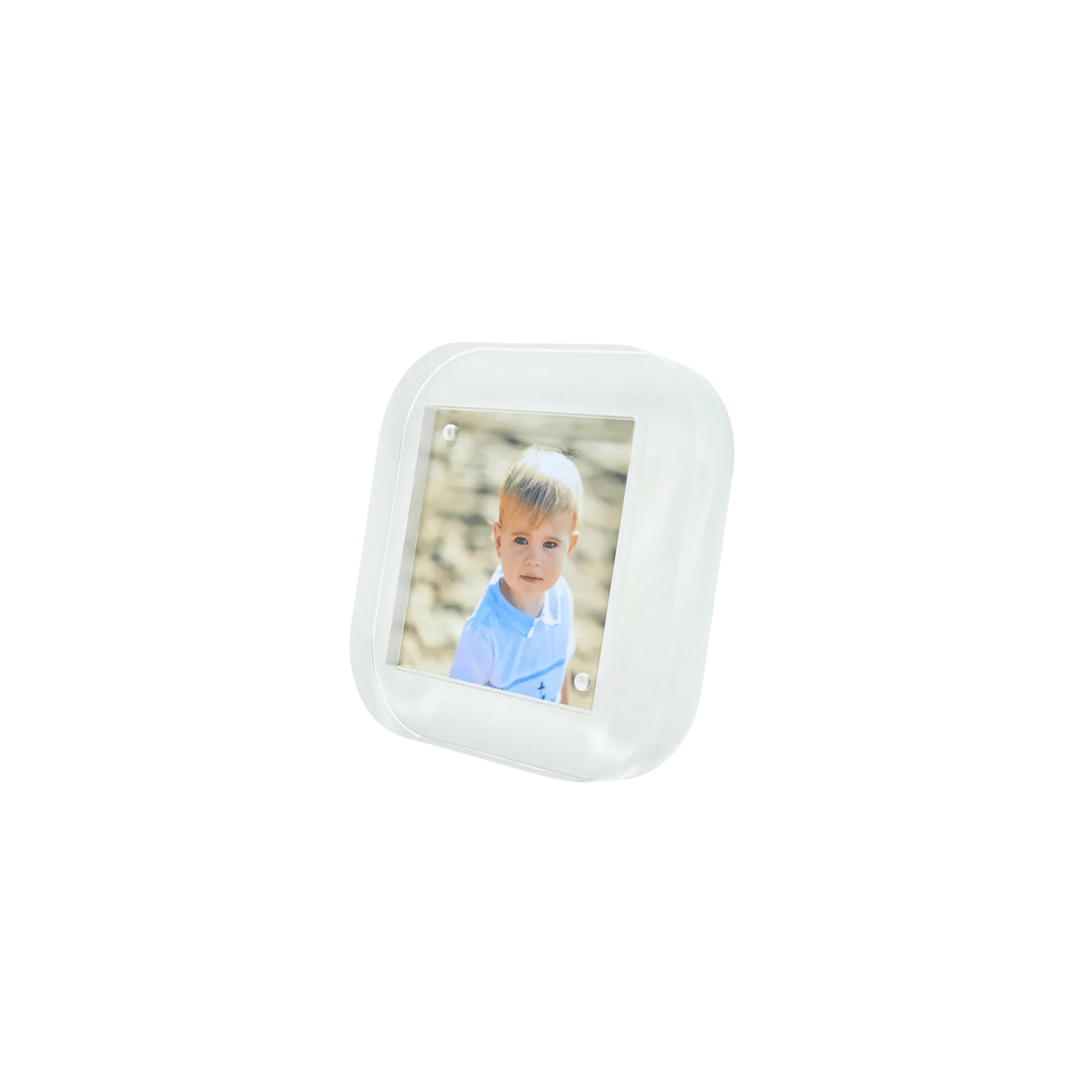 White Pop Frame - Hosted by Kelly Gaudreau