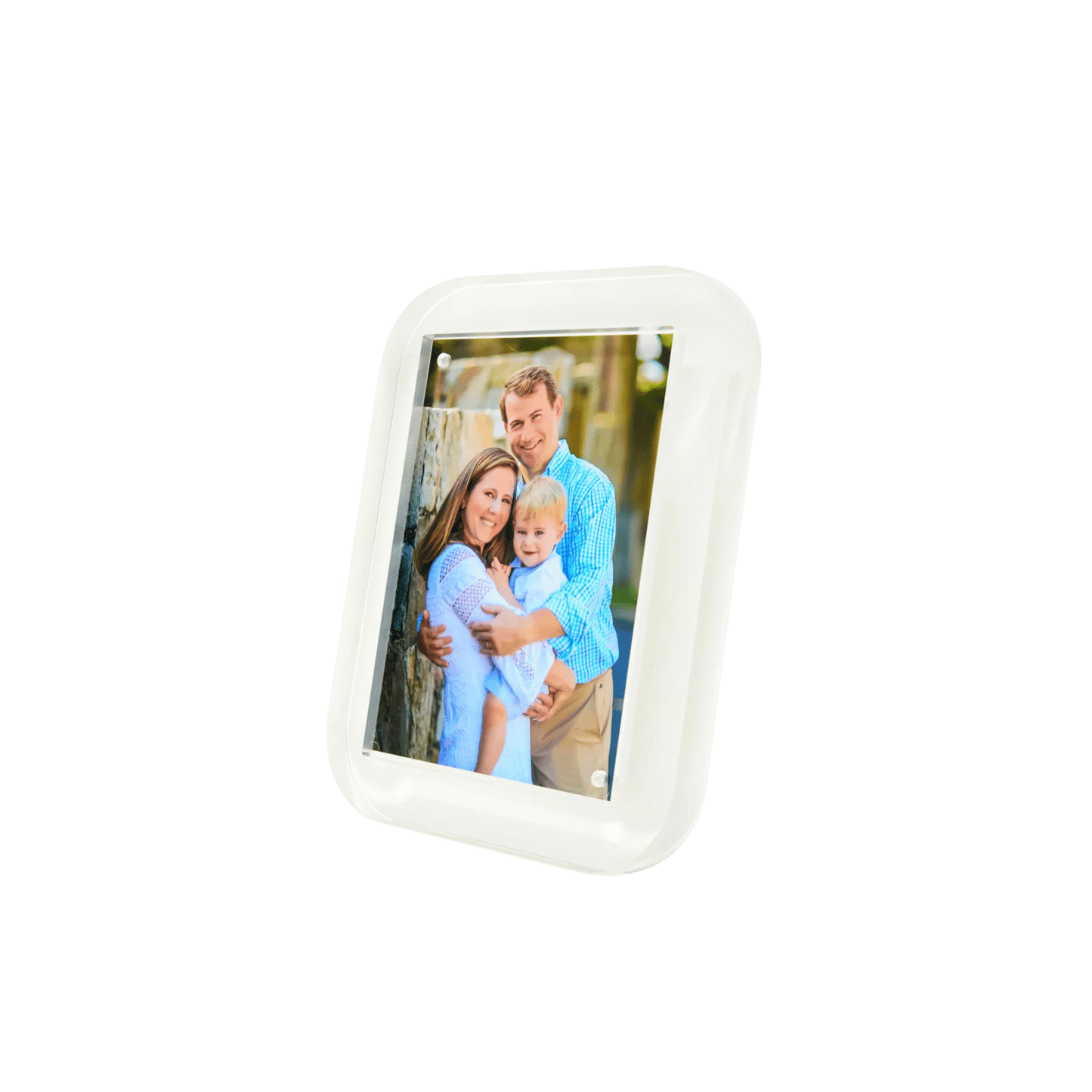 White Pop Frame - Hosted by Kelly Gaudreau