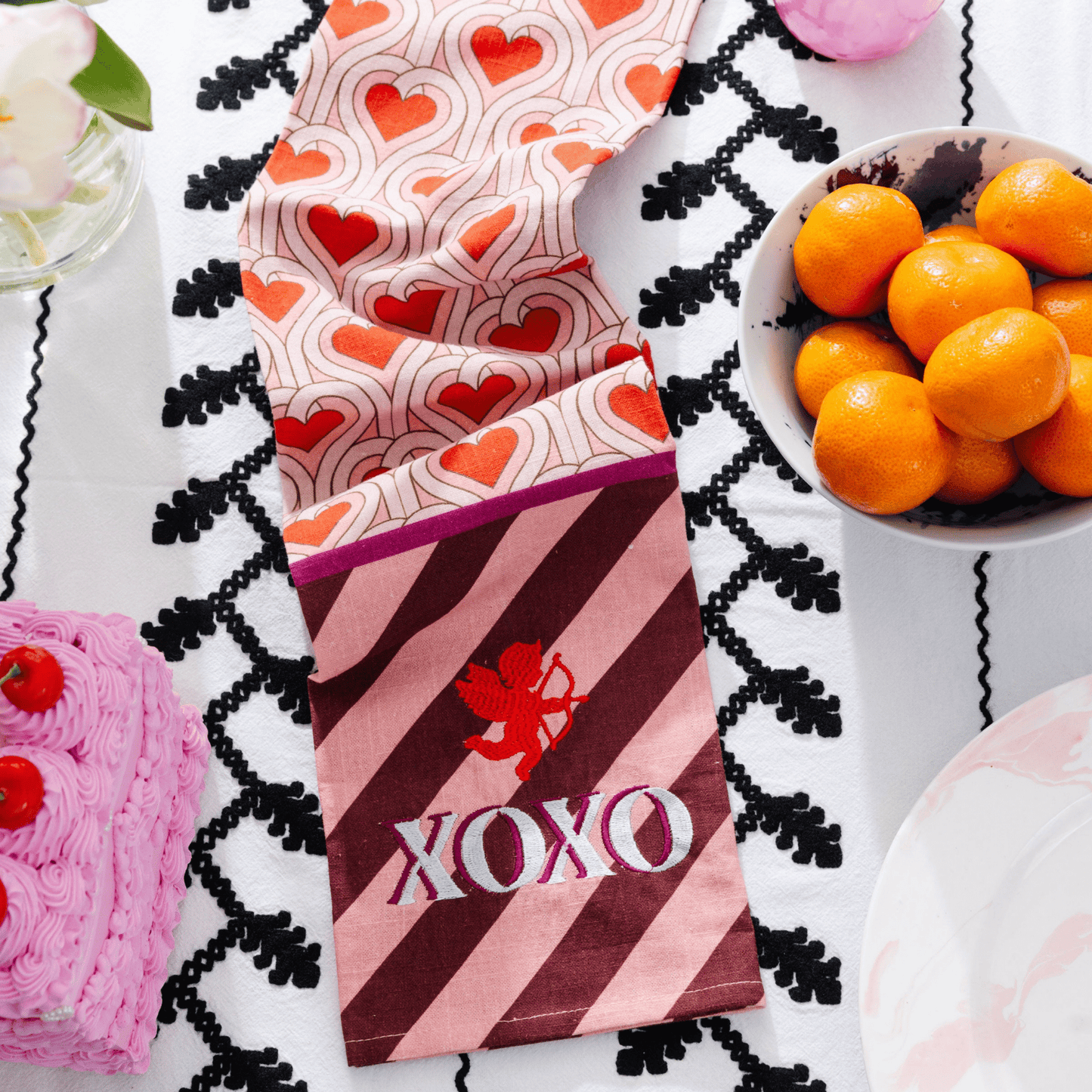 XOXO Dish Towel - Hosted by Kelly Gaudreau